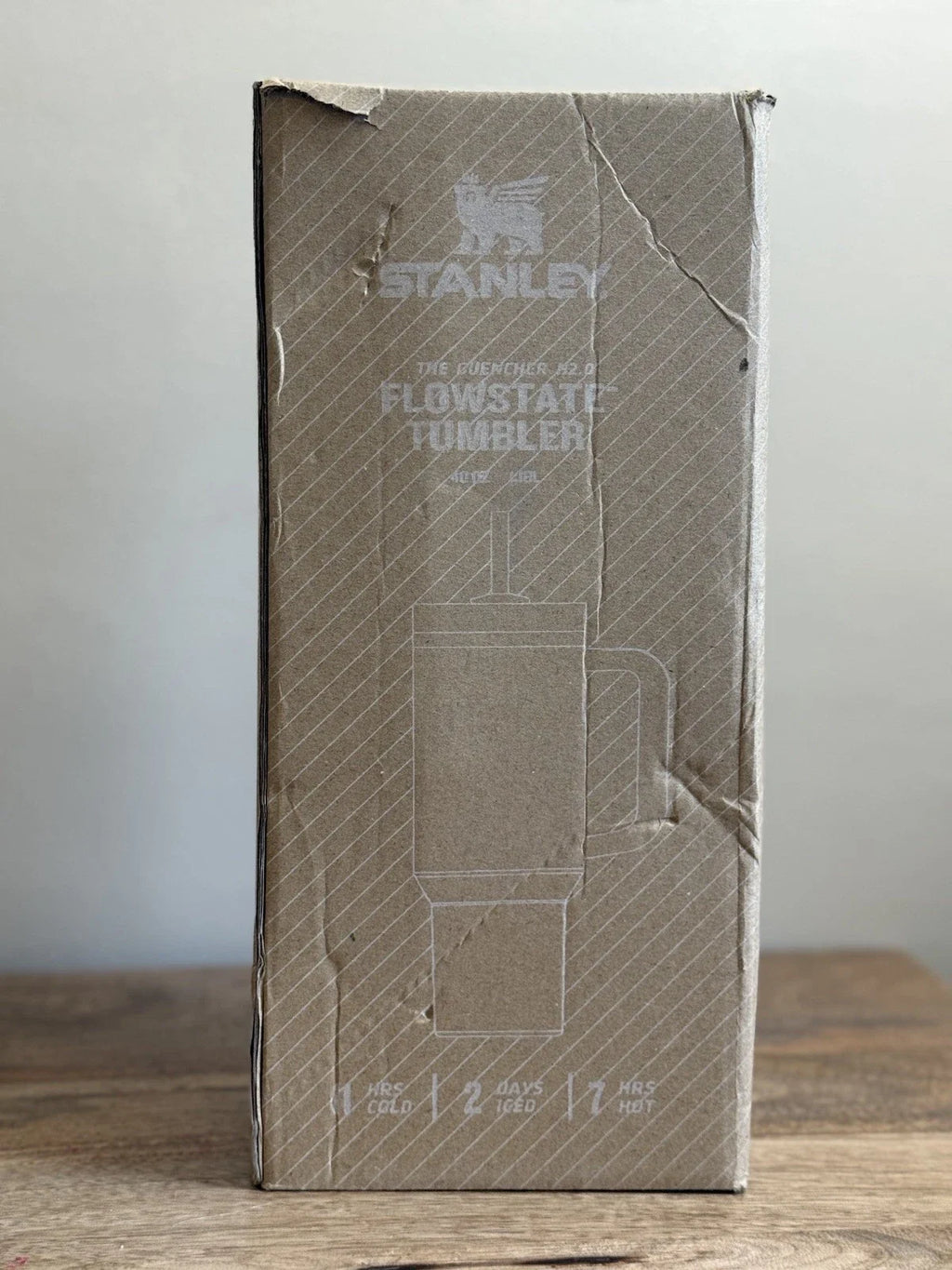 Stanley x LoveShackFancy Quencher H2.0 FlowState Tumbler 40 oz (1.18L)